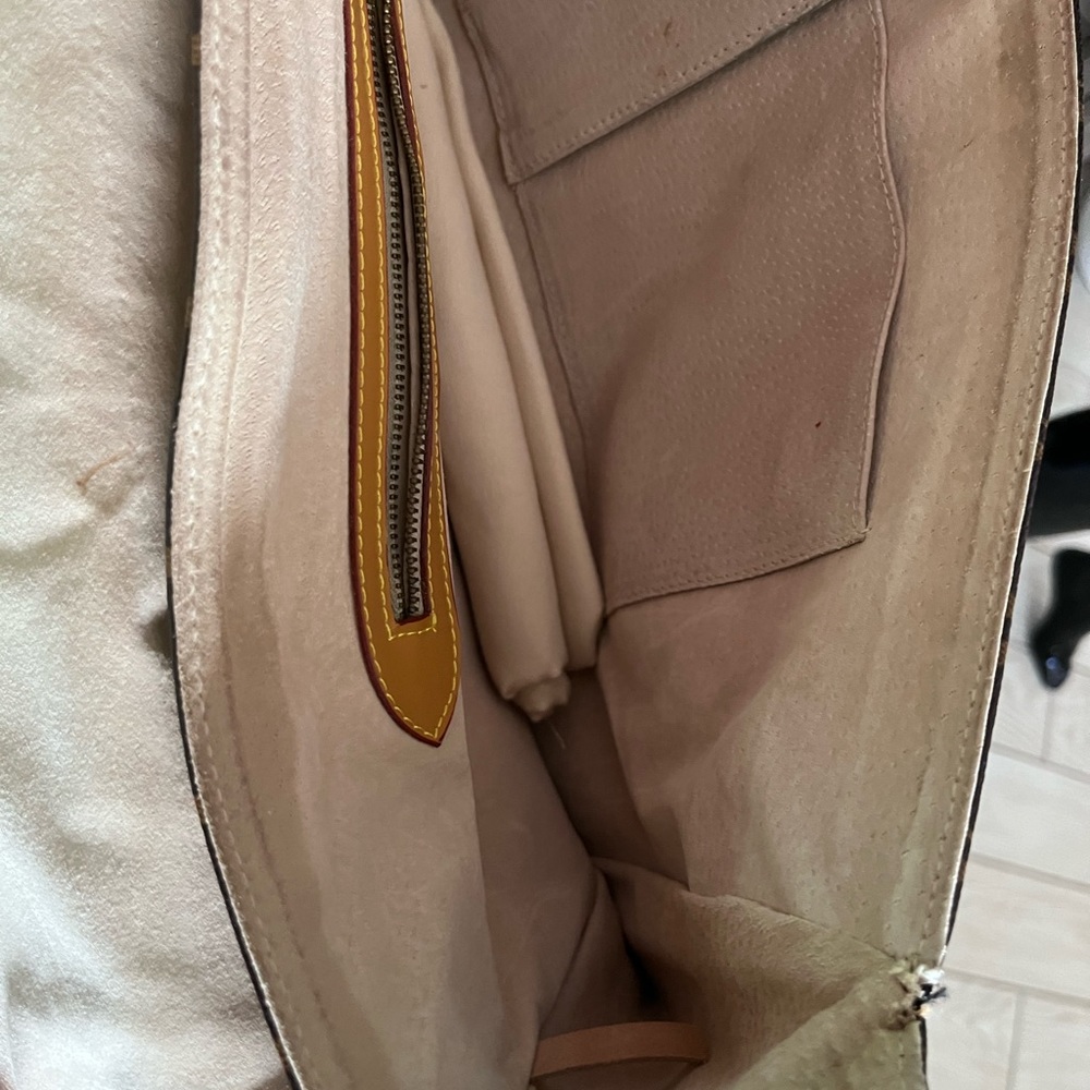 Louis Vuitton Messenger bag unisex - Picture 12 of 12